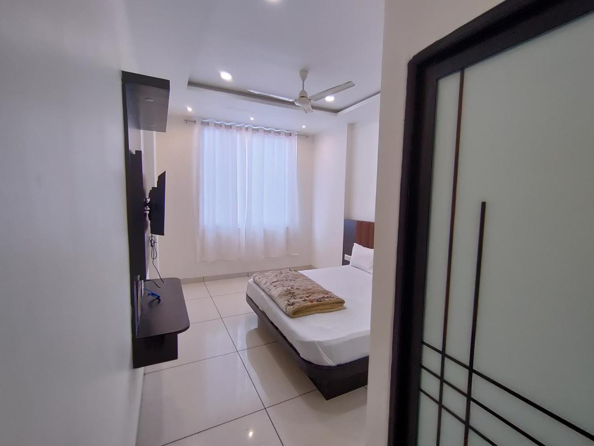 Hotel Jyoti Shree Ujjain Buitenkant foto